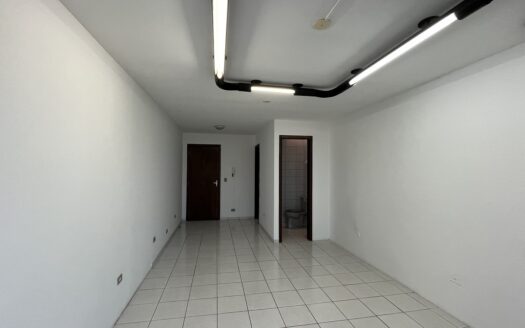 Locação | Alto da Xv – Conjunto comercial 38m² | Mediato Imóveis | 725.264