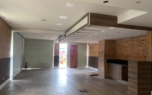 Locação | Cabral – Loja 173m² | Mediato Imóveis | 1275.001