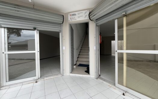 Locação | Água Verde – Loja 50m² | Mediato Imóveis | 1257.006