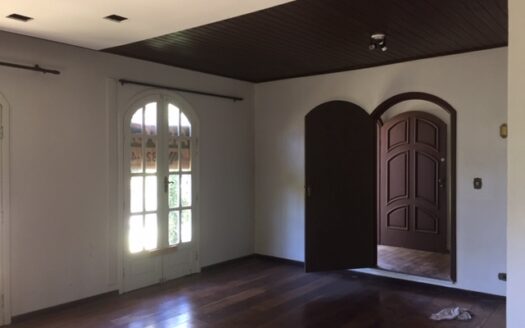 Venda | São Lourenço – Casa Residencial 301m² | Mediato Imóveis | 873.003